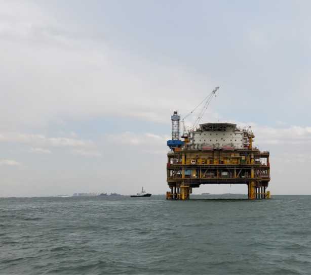 如何防潮和除濕海上電力設(shè)備(高電壓開關(guān)柜)？