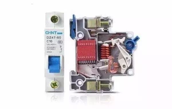 配電箱內(nèi)部結(jié)構(gòu)分析,一篇文章就足夠了!