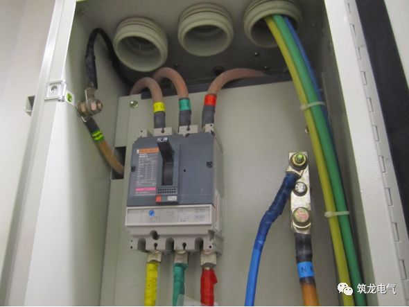 《建筑電氣工程施工質(zhì)量驗收規(guī)范》GB50303-2015 配電箱(機(jī)柜)安裝詳細(xì)說明！