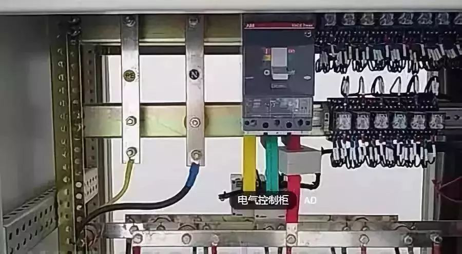 配電柜安裝禁忌:一個錯誤往往會導致無盡的麻煩。