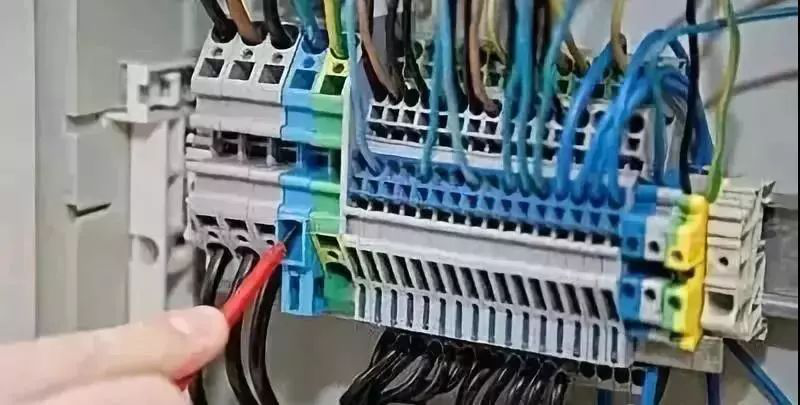 配電柜安裝禁忌:一個錯誤往往會導致無盡的麻煩。