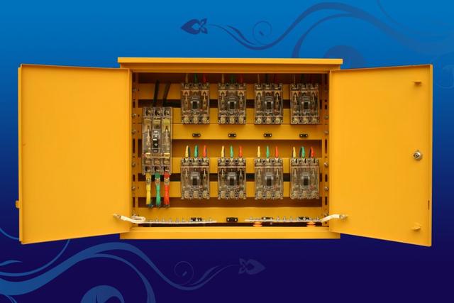 如何配置施工臨時(shí)用電配電箱(機(jī)柜)？圖片和文本的詳細(xì)分析！施工人員必需的