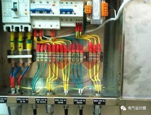 日本的配電箱設計太先進了，難怪國內(nèi)的漏電開關總是跳閘！